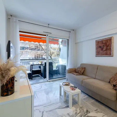 Apartment 1-br Near The Croisette And Centre